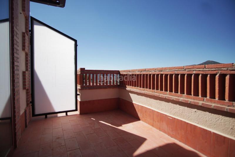 Foto 090f86ea-a85e-4576-a901-43cb663d5873. Edificio precioso hotel rural con vistas al monasterio . en Guadalupe