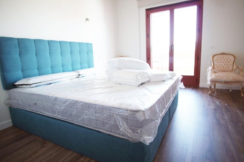 Foto 550a84dc-d724-453b-a556-43d35f29e202. Edificio precioso hotel rural con vistas al monasterio . en Guadalupe