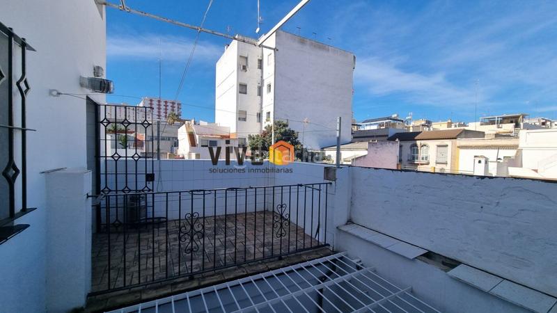 Foto 02ae7233-d194-450a-9678-b886a6a7bef1. Casa estupenda casa en Barrio Alto en Barrio Alto San Juan de Aznalfarache