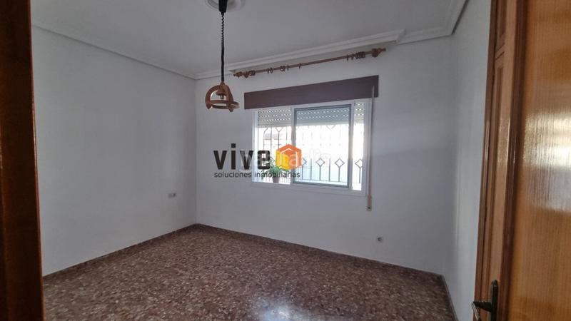 Foto c76ff79e-b71a-459b-94a7-f37a4f18ea12. Casa estupenda casa en Barrio Alto en Barrio Alto San Juan de Aznalfarache