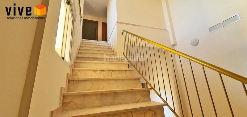 Foto e66a2e00-374b-420f-9410-24de6f0b5326. Lloguer xalet amb aparcament a El Zaudín - Club de Golf Bormujos