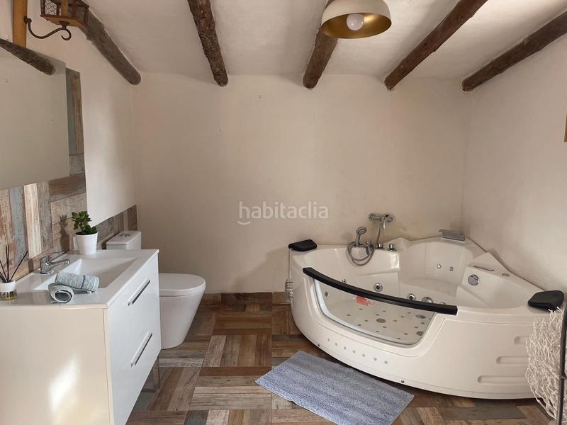 Foto 1847dca1-27ff-4f93-8d0e-c4bc9261e730. Chalet con riscaldamento parcheggio piscina in Santos de Maimona (Los)