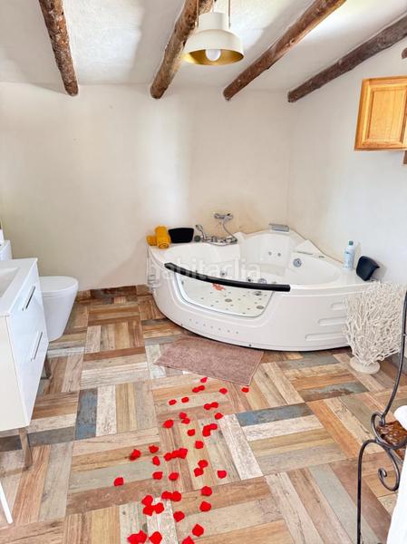 Foto 3401ed22-9952-4ddd-aecc-ceaeefb82c4f. Chalet con riscaldamento parcheggio piscina in Santos de Maimona (Los)