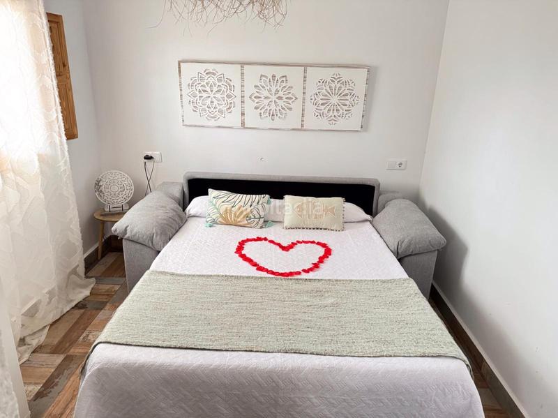 Foto 815ddf64-ce1f-4ad1-8440-cd37839bb3ef. Chalet con riscaldamento parcheggio piscina in Santos de Maimona (Los)