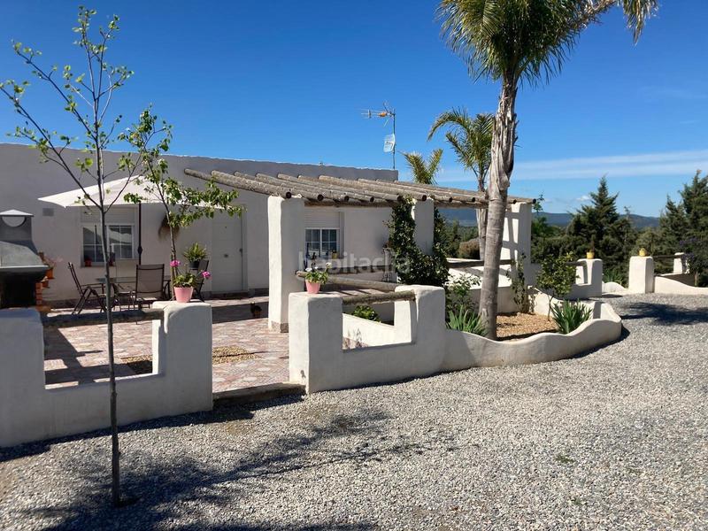 Foto e2335f8d-cc9a-4fec-a604-5398ac0178d7. Chalet con riscaldamento parcheggio piscina in Santos de Maimona (Los)