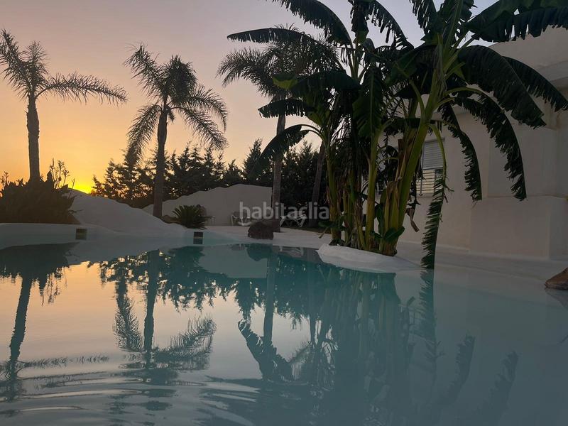 Foto e2e69d59-69ed-42a3-99e0-44d9c75b2293. Chalet con riscaldamento parcheggio piscina in Santos de Maimona (Los)
