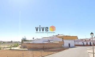 Casa adossada a Olivares. Oportunidad inversores  vivienda ocupada  olivares