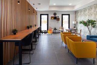 Gebäude in Triana Casco Antiguo. Edificio nuevo con 24 estudios. completamente equipados en el co