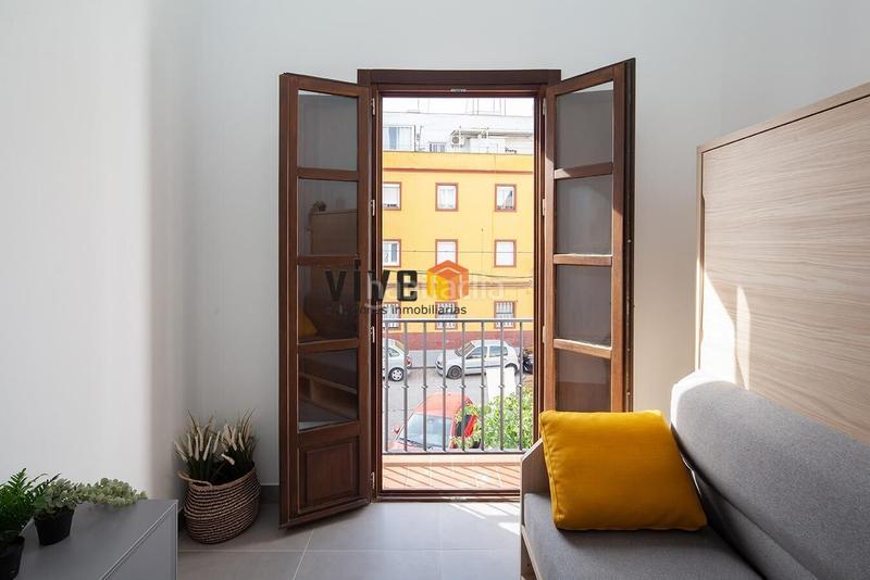 Foto 1f1c97ae-4461-4718-9c8f-0f8d2f806382. Edificio  nuevo con 24 estudios. completamente equipados en el corazón de triana. en Sevilla