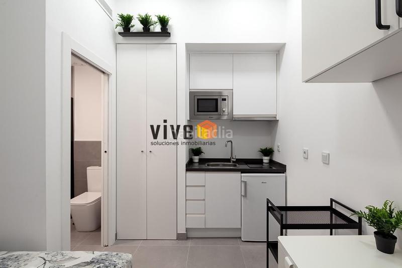 Foto d63b1493-5b14-4035-b234-8d1024de5d74. Edificio  nuevo con 24 estudios. completamente equipados en el corazón de triana. en Sevilla