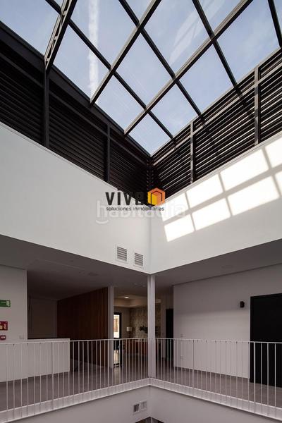 Foto ddd81bfa-7f0a-4355-8c76-f1d3f16f9938. Edificio  nuevo con 24 estudios. completamente equipados en el corazón de triana. en Sevilla