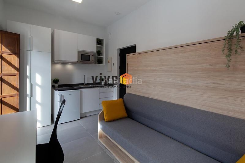 Foto f4c38c14-045b-4835-99e4-7009ebb3face. Edificio  nuevo con 24 estudios. completamente equipados en el corazón de triana. en Sevilla