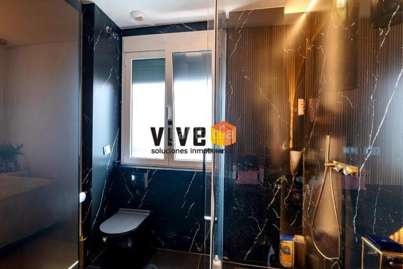 Foto 73e43604-598a-43b4-bdeb-6ee4c3c18a4c. Piso vive deluxe homes presenta en exclusiva este fabuloso piso de alto standing en avenida de La Buhaira en Sevilla