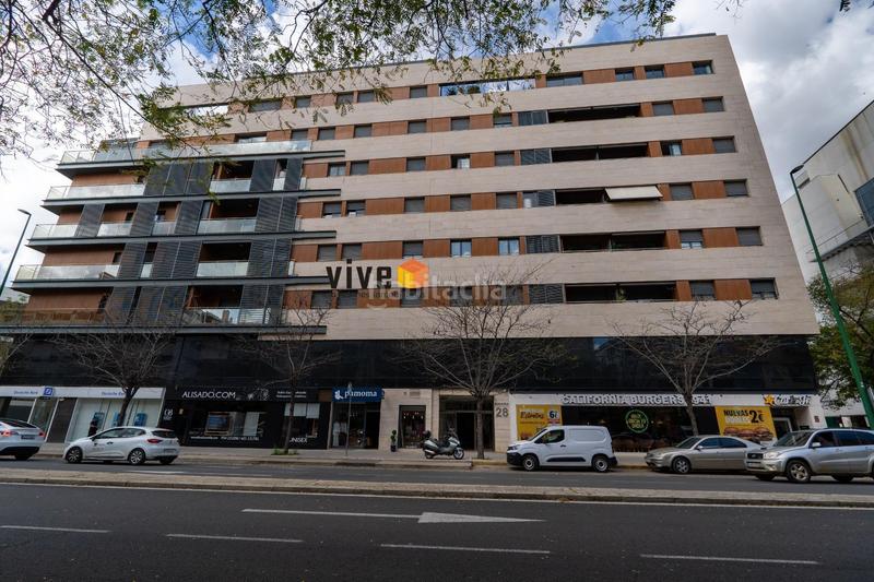 Foto 96688e3f-576e-4de1-9d59-4ff9113d1d3a. Piso vive deluxe homes presenta en exclusiva este fabuloso piso de alto standing en avenida de La Buhaira en Sevilla