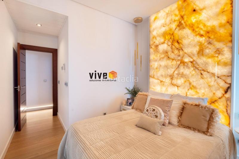 Foto a2fd7101-c587-47bb-830d-6eaa92045779. Piso vive deluxe homes presenta en exclusiva este fabuloso piso de alto standing en avenida de La Buhaira en Sevilla