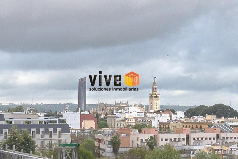 Foto c29d2cfa-65d8-4ae9-8bc4-831770060e45. Piso vive deluxe homes presenta en exclusiva este fabuloso piso de alto standing en avenida de La Buhaira en Sevilla