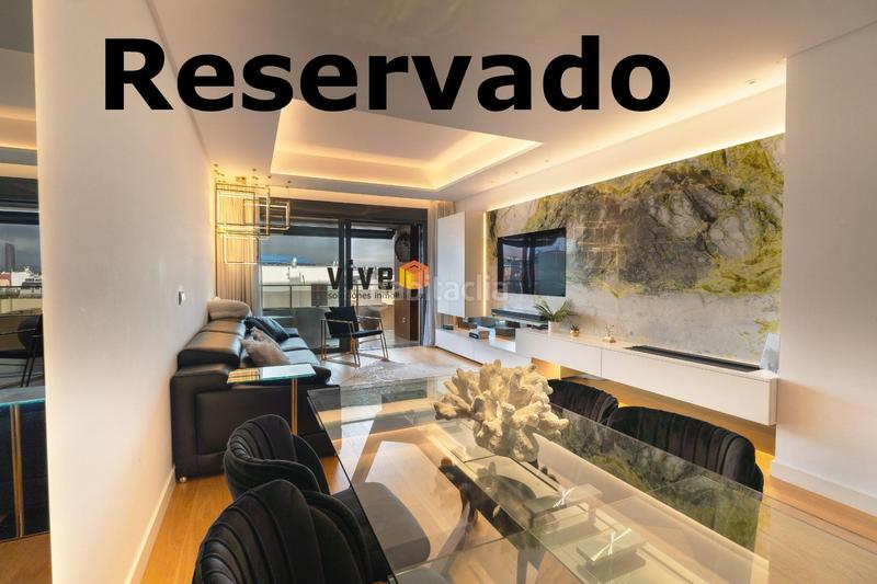Foto d406f2c1-7e36-4b47-a061-033859188dbc. Piso vive deluxe homes presenta en exclusiva este fabuloso piso de alto standing en avenida de La Buhaira en Sevilla