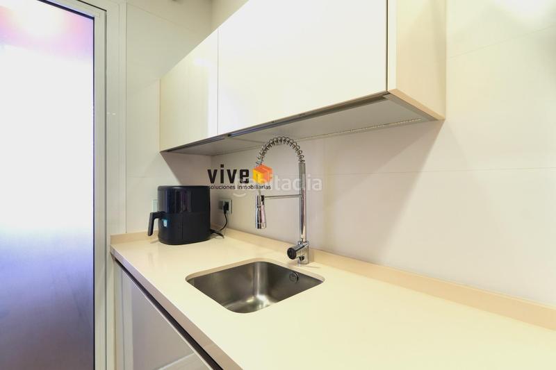 Foto d7fca5e8-1ceb-4485-8ec1-c58d1191dc7d. Piso vive deluxe homes presenta en exclusiva este fabuloso piso de alto standing en avenida de La Buhaira en Sevilla