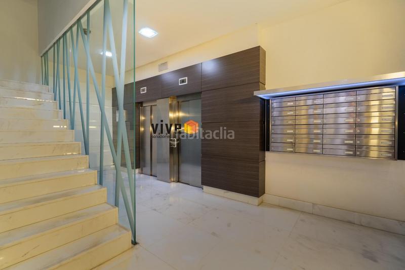 Foto e6a2ea62-e9f4-4870-a820-86eac14bf9c7. Piso vive deluxe homes presenta en exclusiva este fabuloso piso de alto standing en avenida de La Buhaira en Sevilla