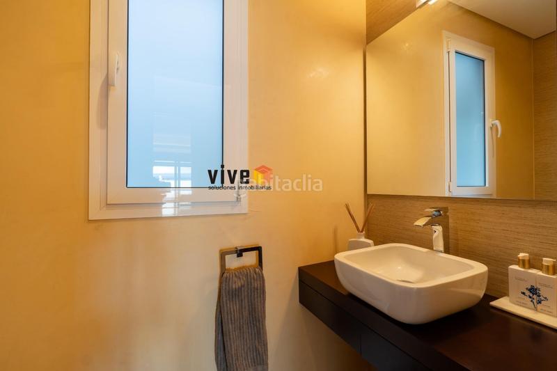 Foto f5bc536d-a2d6-4cce-8cb5-38870f2665ed. Piso vive deluxe homes presenta en exclusiva este fabuloso piso de alto standing en avenida de La Buhaira en Sevilla