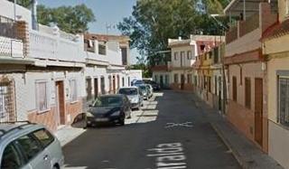 Casa adossada a Guillena pueblo. Adosado ocupado, a la venta en guillena