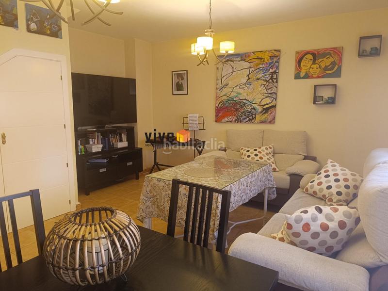 Foto 42562dca-7ad6-43dd-b6fd-e07efb22166e. Piso exclusivo piso dúplex listo para entrar a vivir en Dos Hermanas