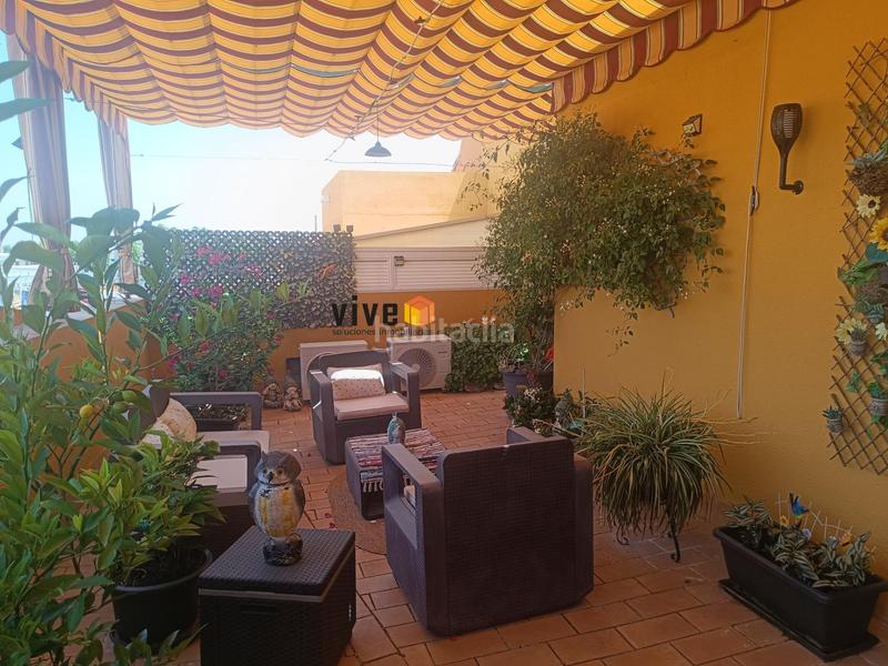 Foto 63bb7a1f-2f2c-441c-8797-ac980c92902d. Piso exclusivo piso dúplex listo para entrar a vivir en Dos Hermanas