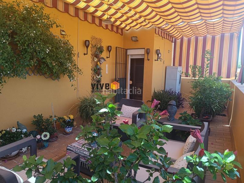 Foto cc347a03-42f2-4d23-ba5b-2af4ef19f500. Piso exclusivo piso dúplex listo para entrar a vivir en Dos Hermanas