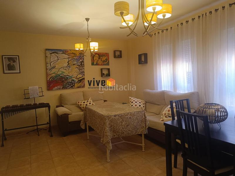 Foto ed28e8c1-8f97-4a67-ab4c-a07af1af741e. Piso exclusivo piso dúplex listo para entrar a vivir en Dos Hermanas