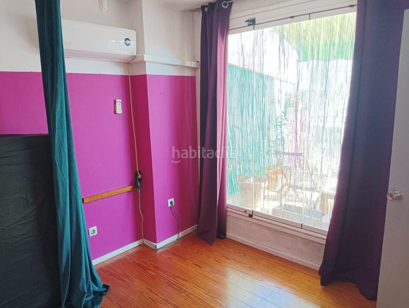 Foto 071b31e6-2ee0-478c-880a-fd14763a1ed8. Casa  en zona centro con cuatro apartamentos en explotación en Sevilla