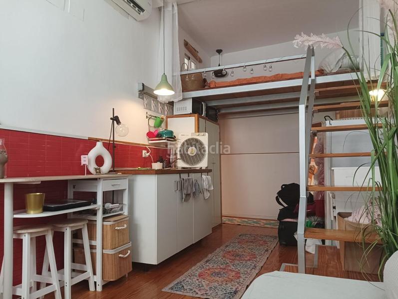 Foto 4148ded1-e83c-4e97-8ede-27fb318f74d8. Casa  en zona centro con cuatro apartamentos en explotación en Sevilla