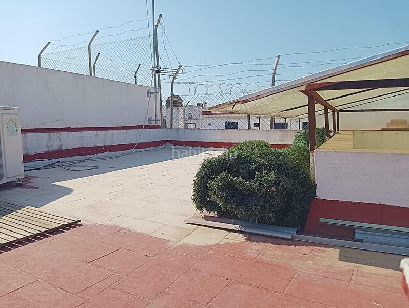Foto 79ed58b9-c83c-4d9b-b651-1d2ef7287a6e. Casa  en zona centro con cuatro apartamentos en explotación en Sevilla