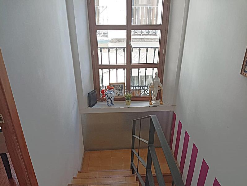 Foto a4b9d08e-3fb4-4e07-8b98-d86b8ed8952e. Casa  en zona centro con cuatro apartamentos en explotación en Sevilla