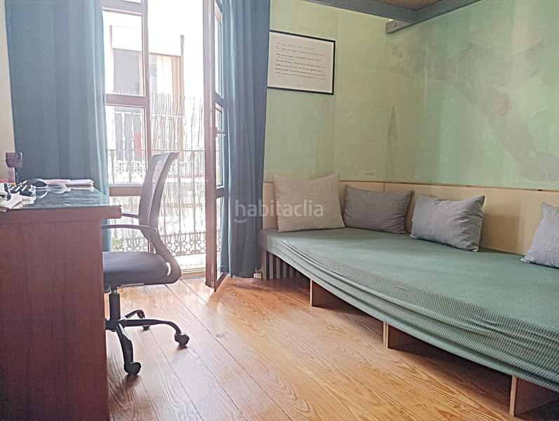 Foto af6ae6f2-b56a-44d6-ad14-0f7a72fbcbd9. Casa  en zona centro con cuatro apartamentos en explotación en Sevilla