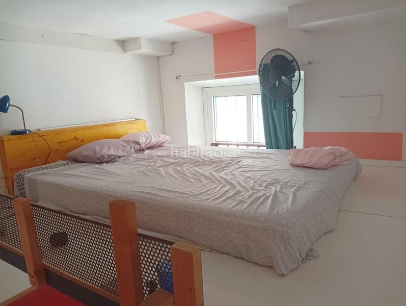 Foto bd6cc61d-5ef5-4679-b4e2-c3e93c8503ec. Casa  en zona centro con cuatro apartamentos en explotación en Sevilla