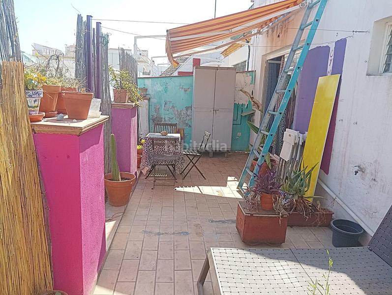 Foto f78deec0-4fc4-4e05-8c3a-dc88cc0b9ab8. Casa  en zona centro con cuatro apartamentos en explotación en Sevilla