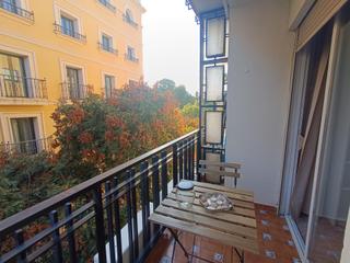 Location Appartement à Cruz Roja. Vivienda para estudiantes junto al parlamento  amplia, amueblada