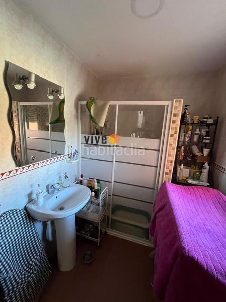 Foto 6adee889-0dd6-4107-a289-d45cdb057eb2. Casa a schiera con parcheggio in Nuevo Bulevar Mairena del Aljarafe
