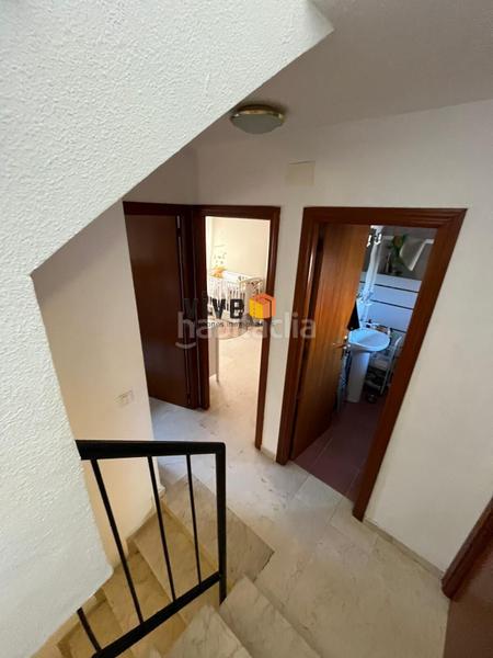 Foto bda8d152-1909-473d-94d7-23b0fe6e6096. Casa a schiera con parcheggio in Nuevo Bulevar Mairena del Aljarafe