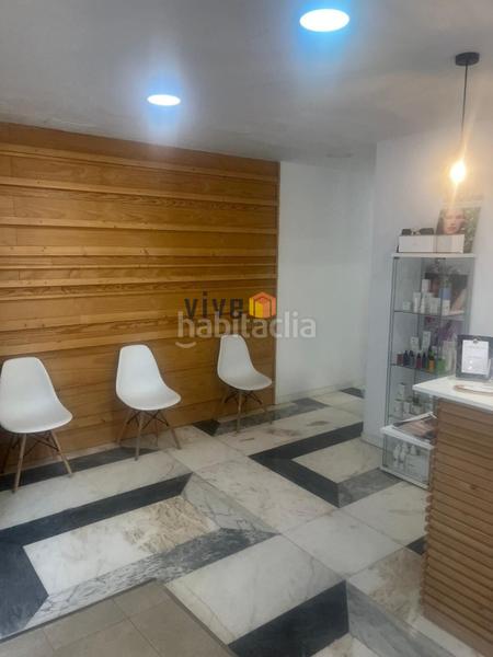 Foto a0542816-23bf-492f-98b7-b1e4af3ff58e. Alquiler local comercial  en edificio 2 en Sevilla