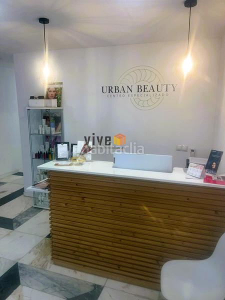 Foto d9b3a277-2c3a-4fb2-bfba-610317e44a9e. Lloguer local comercial a La Buhaira Sevilla