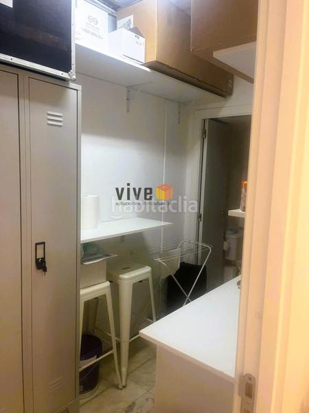 Foto ee6b43e5-ef5a-45be-9940-980789e0d7e1. Location local commercial dans La Buhaira Sevilla