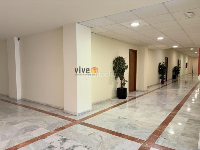 Foto 8734f577-e3b5-4eb9-b8bd-8c0a36a8cce4. Business premise in Lepanto Mairena del Aljarafe