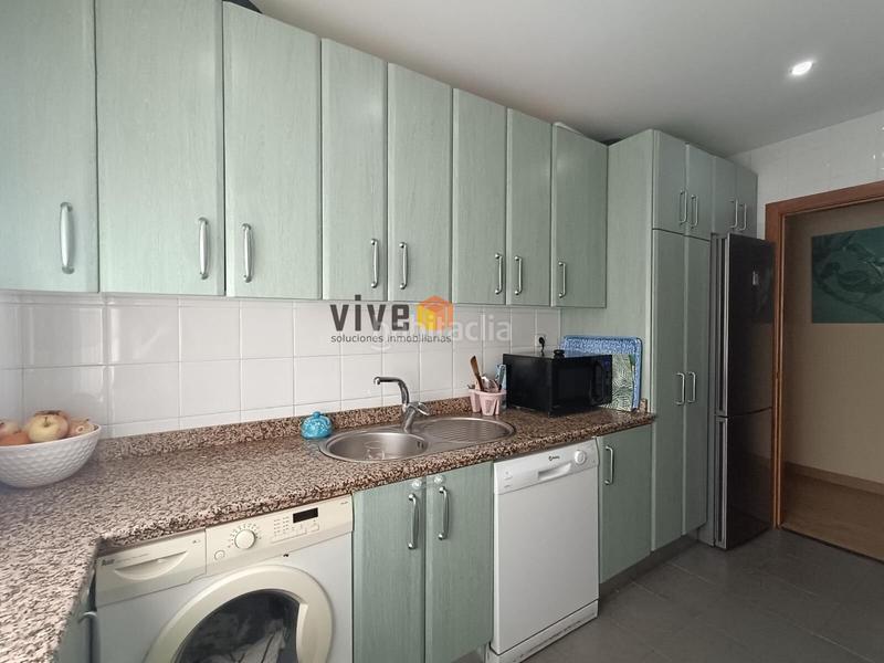 Foto adb4ae2a-3ee9-46a3-9f5e-bf42d44cf2bc. Appartamento con parcheggio in Pino Montano - Consolación Sevilla