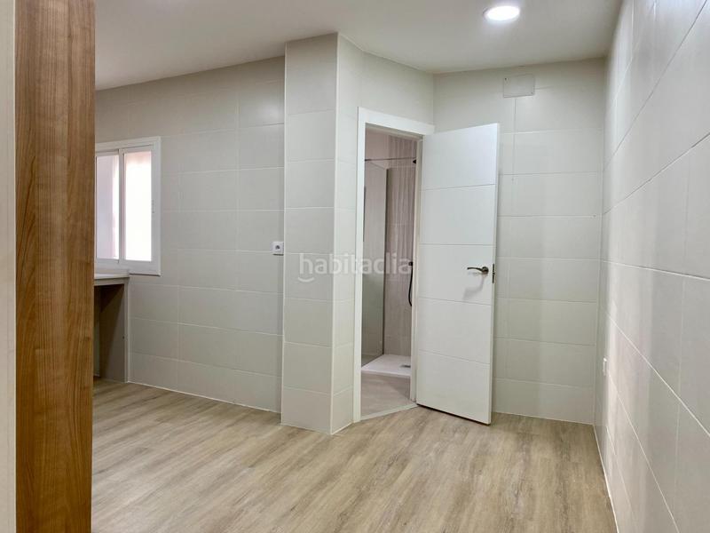 Foto c9ee5b06-2963-499b-bfea-e706261dba56. Appartamento in Barrio del Nervión Sevilla