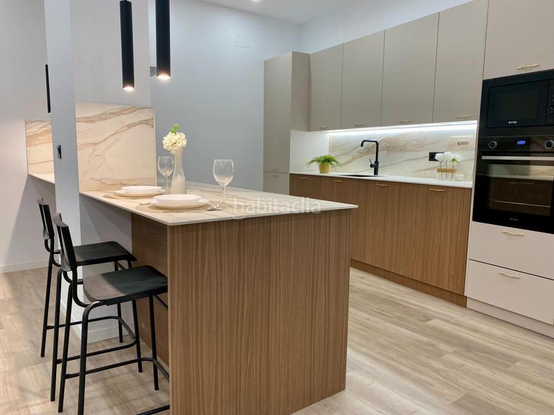 Foto 6e10e905-2be6-433b-a600-4a1e3435d339. Piso exclusivo piso a estrenar en plena gran plaza en Sevilla