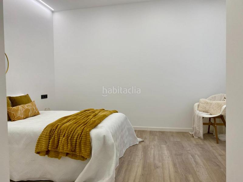Foto 7448b0a5-67de-484c-a1ff-41562f3f509c. Piso exclusivo piso a estrenar en plena gran plaza en Sevilla