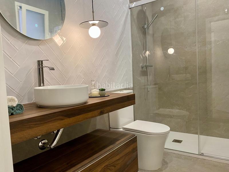 Foto c89e14c3-b140-4b77-9854-2bc42fb40fa0. Piso exclusivo piso a estrenar en plena gran plaza en Sevilla