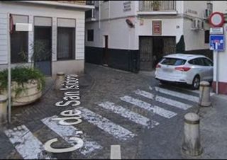 Flat  San isidoro. Piso ocupado a la venta en el centro de sevilla