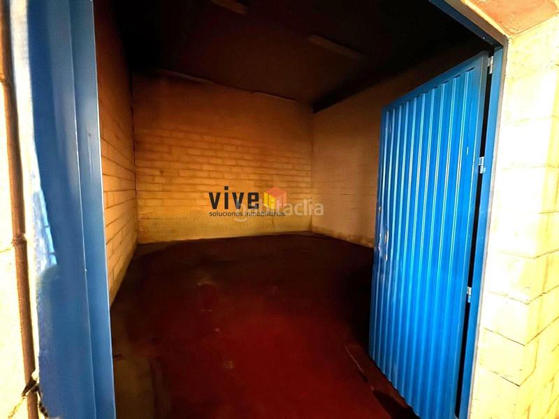 Foto bfbe7ab9-0f4d-4039-bd7d-a915a043f280. Rent industrial building in Bollullos de la Mitación